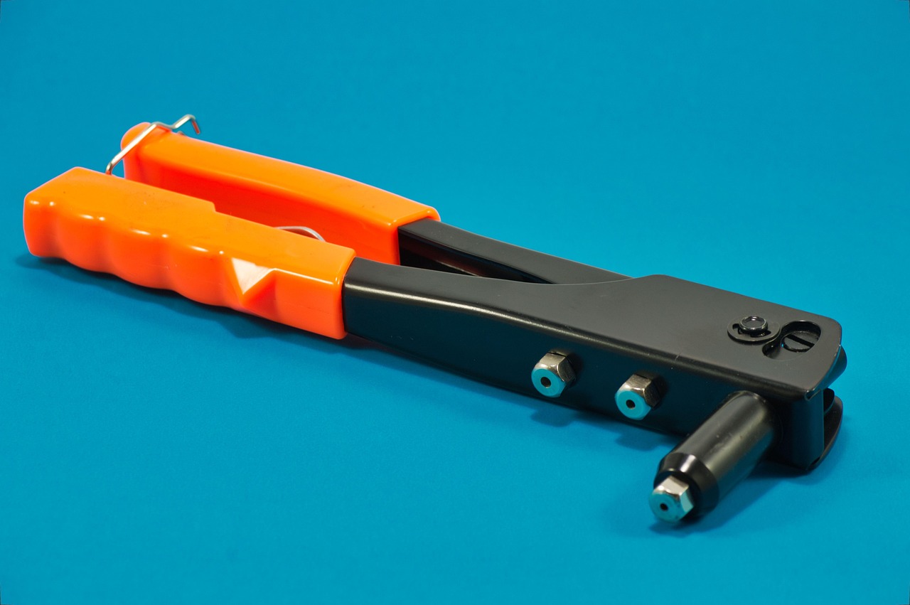 maintenance handyman tools